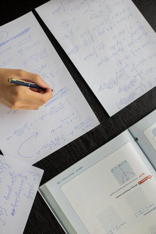 7 Common Mistakes Students Make in Exams